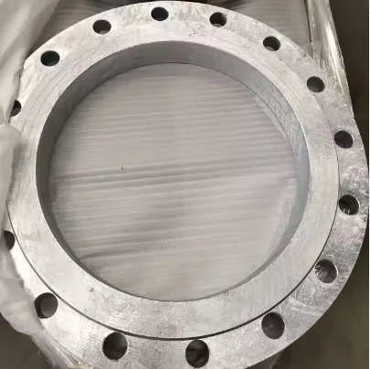 FLAT FLANGE EN1092-1-01B PN16 DN100 P245GH