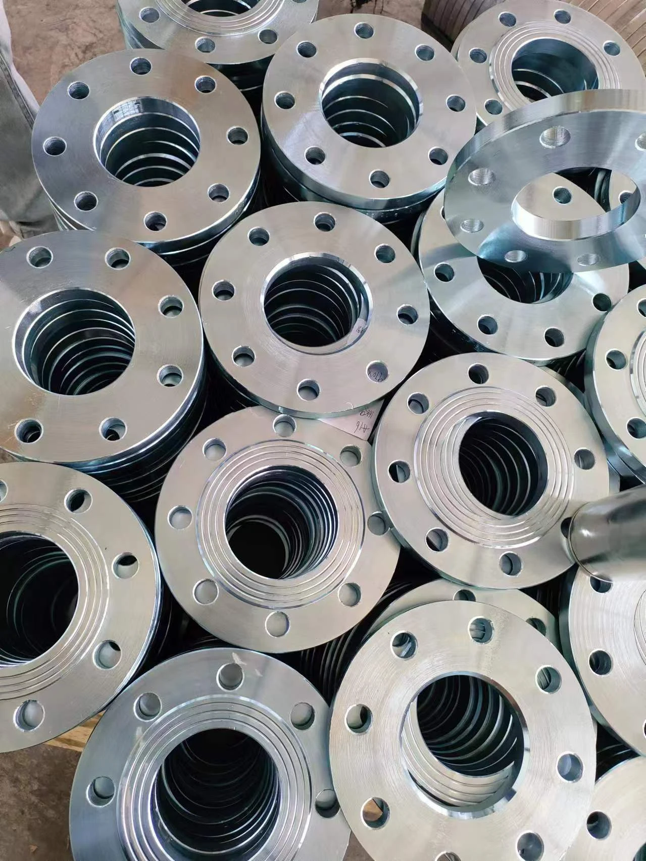 BS4504 ELECTRICAL/COLD GALVANIZED PLATE FLANGE