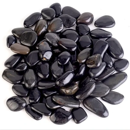 Creating a Striking Landscape with Black Pebbles and Garden Stones