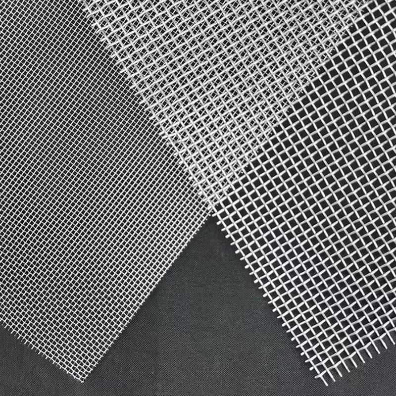 Steel grating factory produces storm drain covers with mesh Steel grating factory produces storm drain covers with mesh