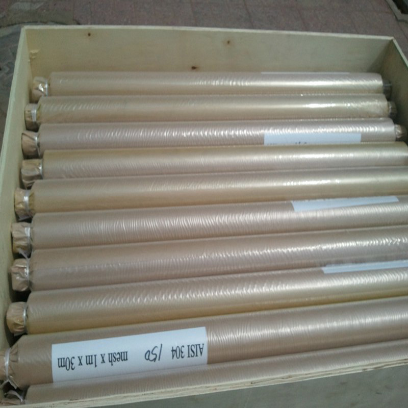 Exporters of diamond mesh wire fence for fencing and security solutions worldwide. Exporters of diamond mesh wire fence for fencing and security solutions worldwide.