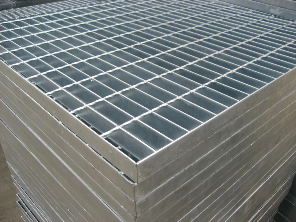 High-Density PVC Coated Barbed Wire for Security Fencing - Wholesale Options Available High-Density PVC Coated Barbed Wire for Security Fencing - Wholesale Options Available