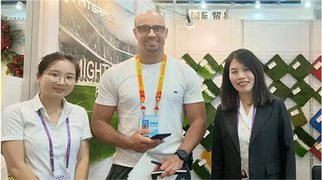 Wholesale artificial grass for decking at competitive prices for outdoor landscaping and maintenance solutions.