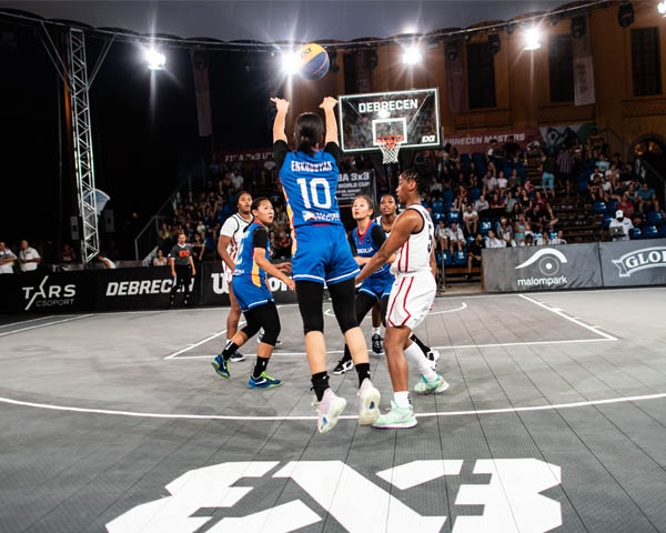 How to Choose Basketball Stands for Sale: A Coach’s Guide to Backboard Thickness & Stability