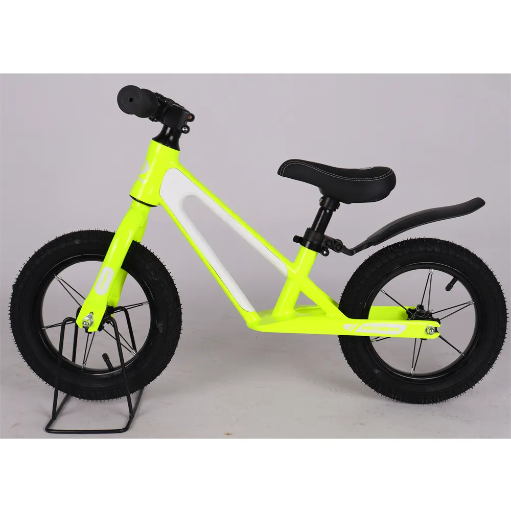 2 wheel scooter with light up wheels