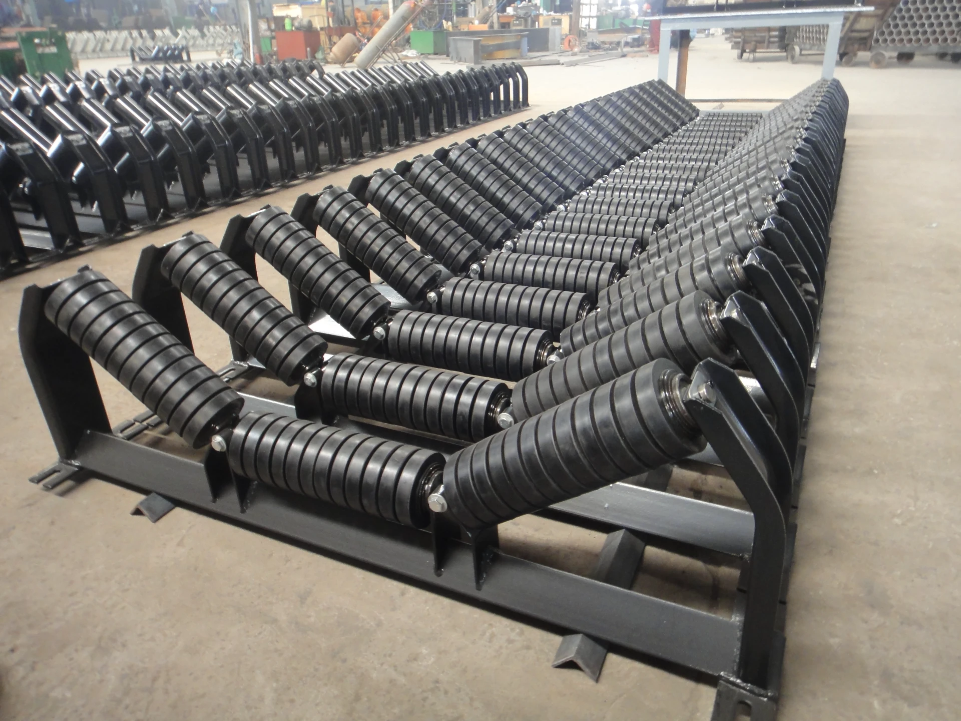 Enhancing Conveyor System Efficiency with High-Quality Belt Conveyor  Idlers