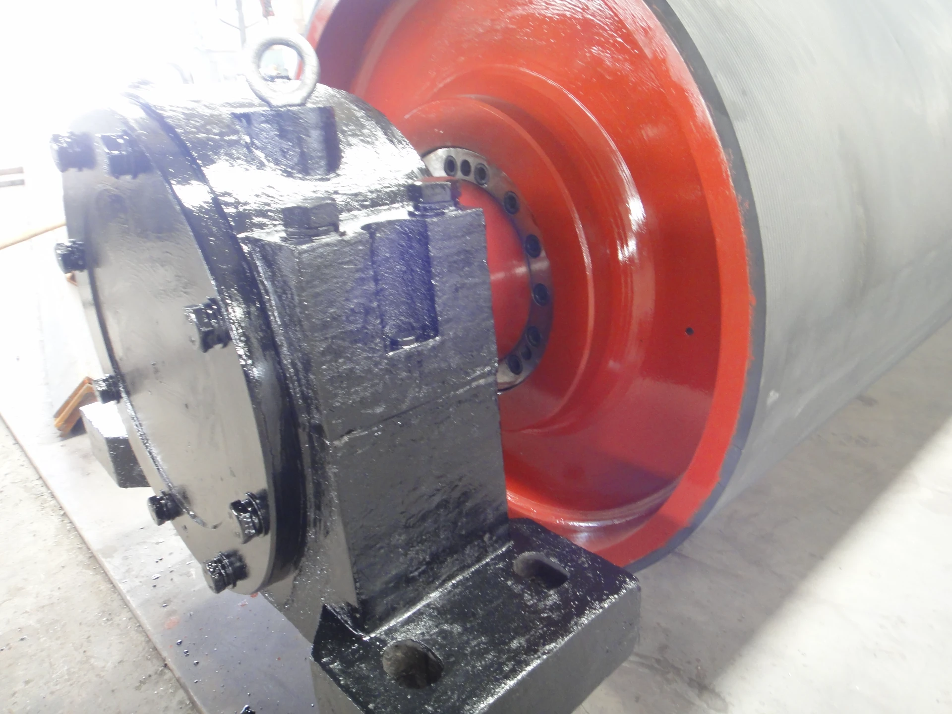 Optimizing Conveyor Systems with Bend Pulley