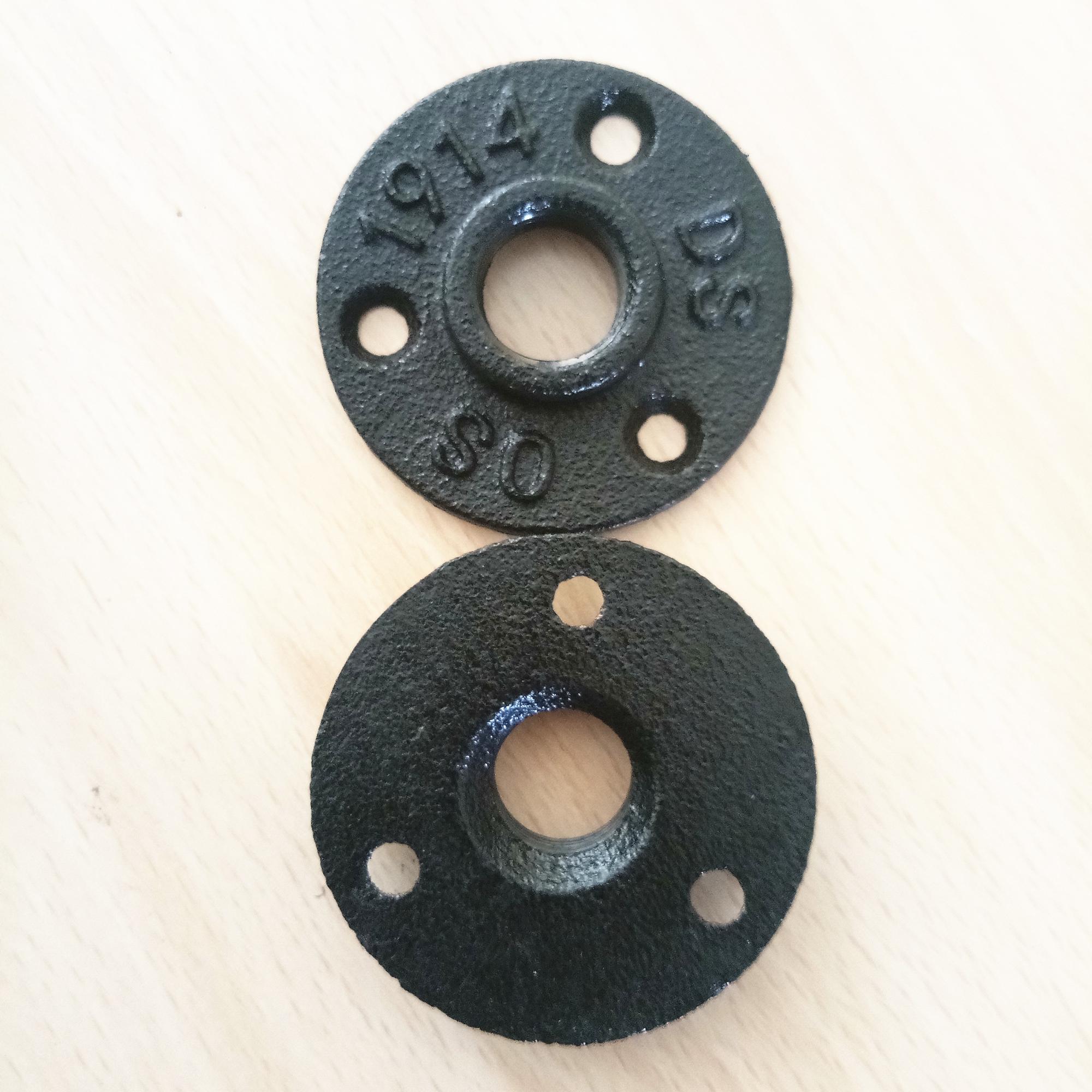 Black color Malleable cast iron 1/2 inch floor flange