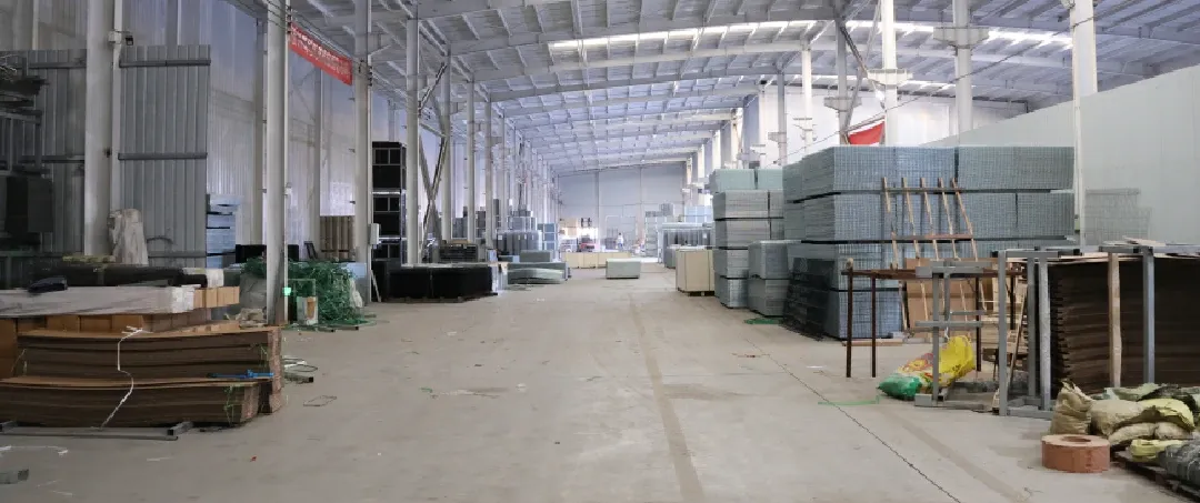 Producers of mesh fence systems Producers of mesh fence systems