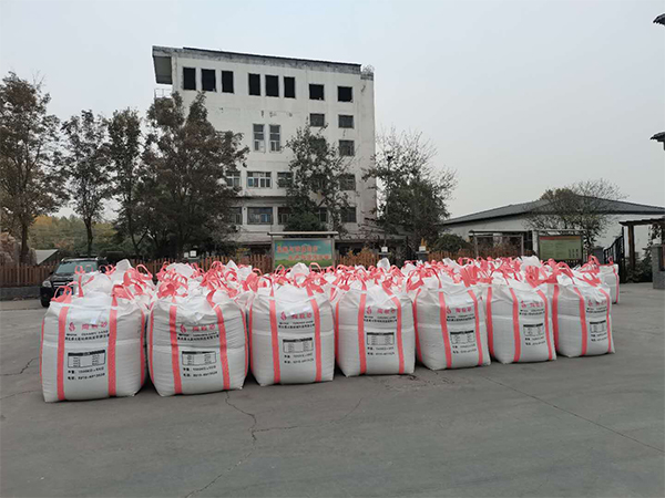 Golden-sand-for-sand-molding-castings-(3)