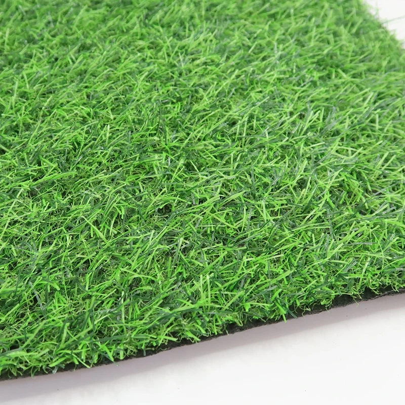 Natural Decorations: Artificial Lawn For Home
