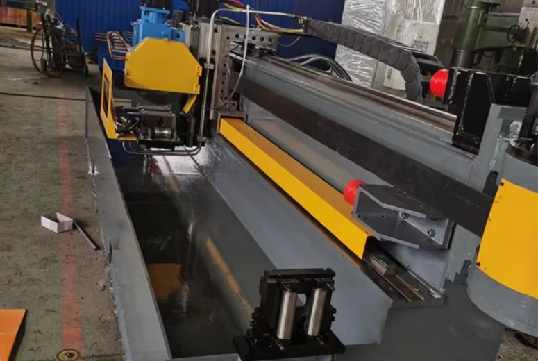 Cold Cutting Saw And Live Video