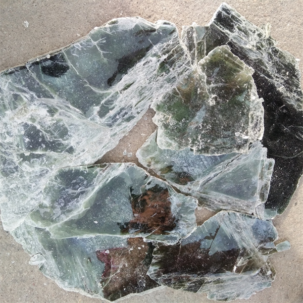 Green Mica Scrap