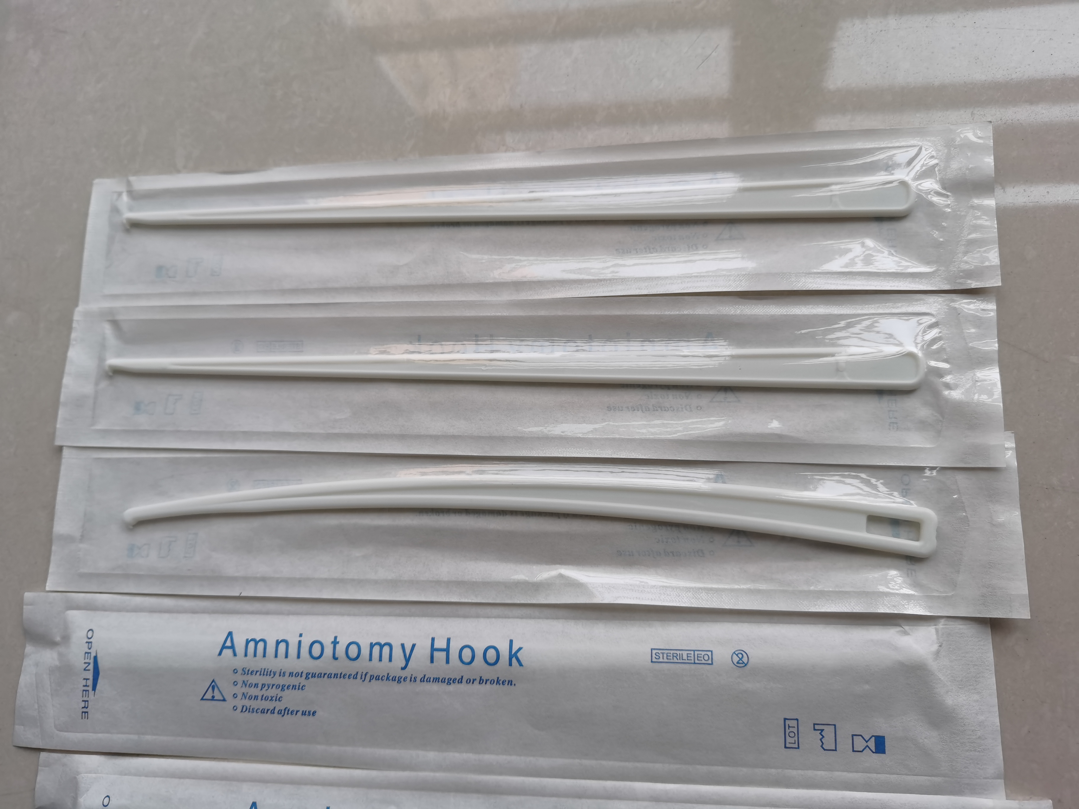 perforator amniotic membrane