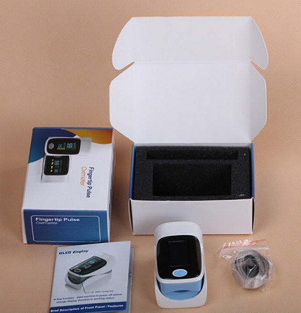 80A FINGERTIP PULSE OXIMETER