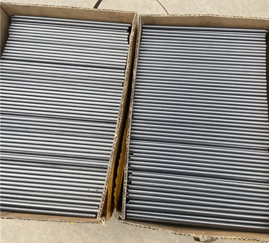 Factory Supply High Quality Graphite Rod with High Carbon Content and Exceptional Heat and Electrical Conductivity