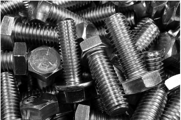 China extends anti-dumping tariffs on EU, UK steel fasteners imports