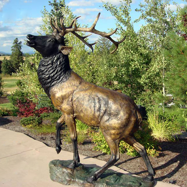 https://www.firststatue.com/bronze-deer/