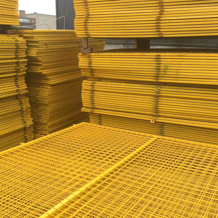 Surface treatment and product features of workshop isolation mesh Surface treatment and product features of workshop isolation mesh