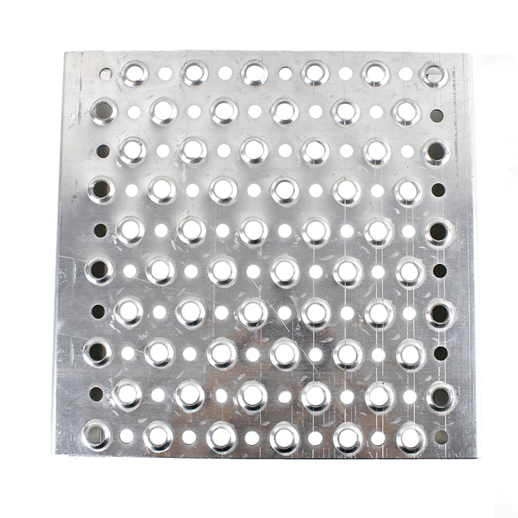 The role of anti-skid plate can play The role of anti-skid plate can play