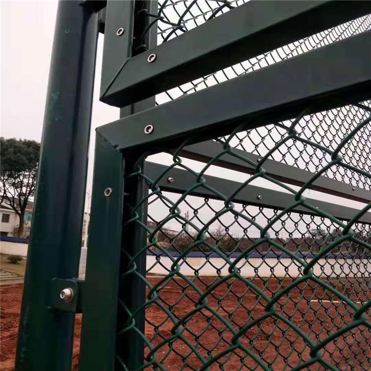 What Causes the Different Chain Link Fence Prices? What Causes the Different Chain Link Fence Prices?