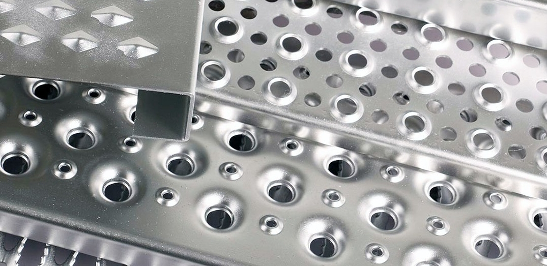 Revealing the anti-skid principle and production process of metal anti-skid plates Revealing the anti-skid principle and production process of metal anti-skid plates