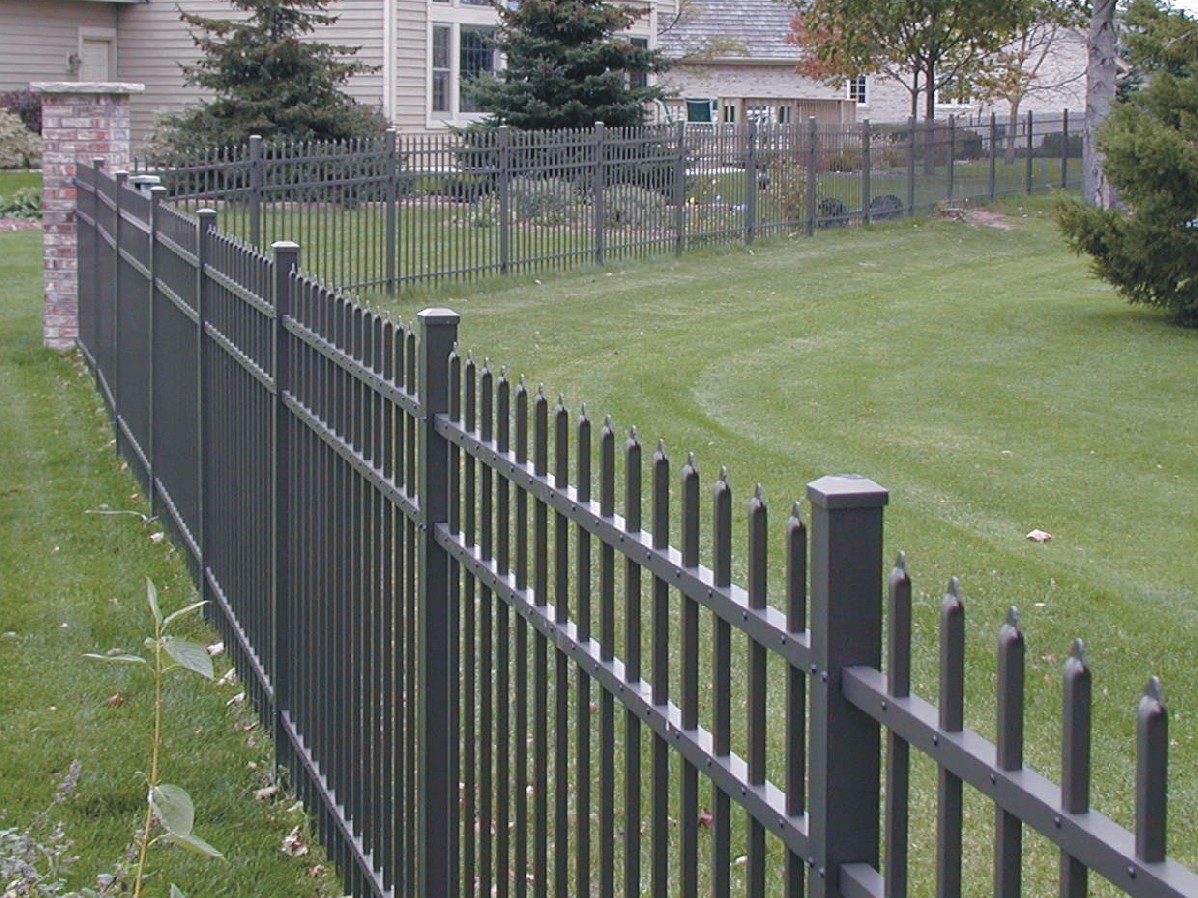 Introduce four types of guardrails, their characteristics and development trends Introduce four types of guardrails, their characteristics and development trends