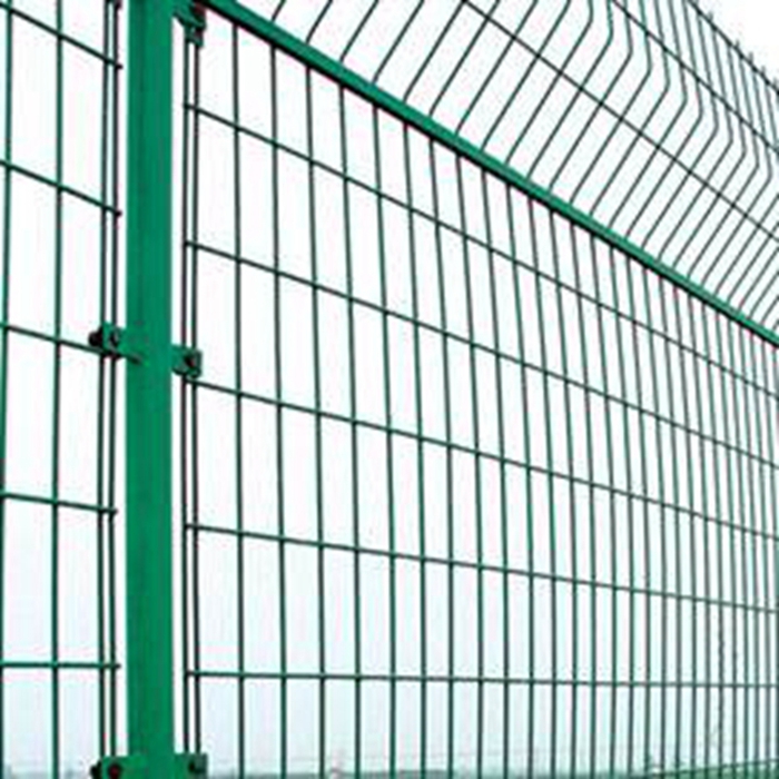 About the specifications of double-sided wire fence About the specifications of double-sided wire fence