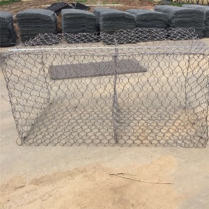 Environmentally friendly and economical engineering protection material gabion mesh box