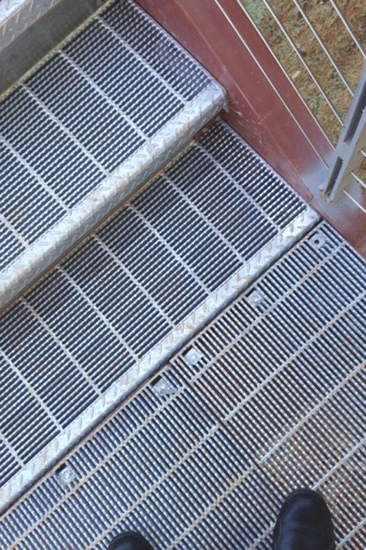 How much do you know about steel grating? How much do you know about steel grating?