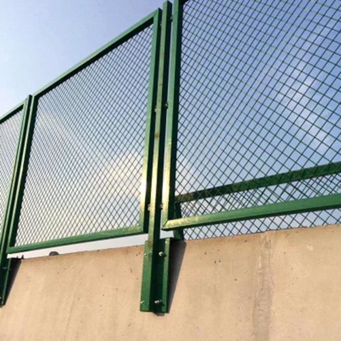 Municipal Facilities—Anti Glare Fence Municipal Facilities—Anti Glare Fence