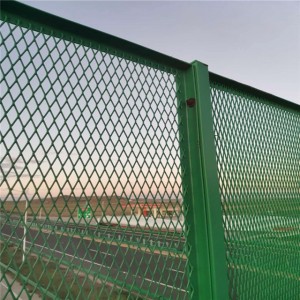 How long does the highway guardrail net last when used outdoors? How long does the highway guardrail net last when used outdoors?