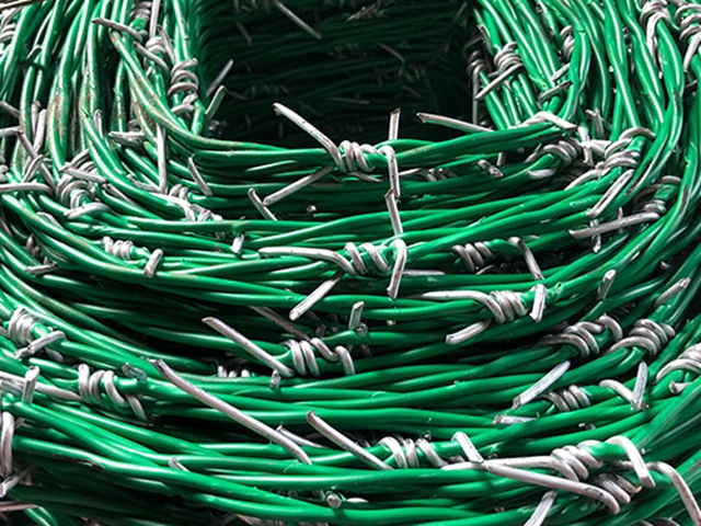 What is plastic coated barbed wire? What is plastic coated barbed wire?