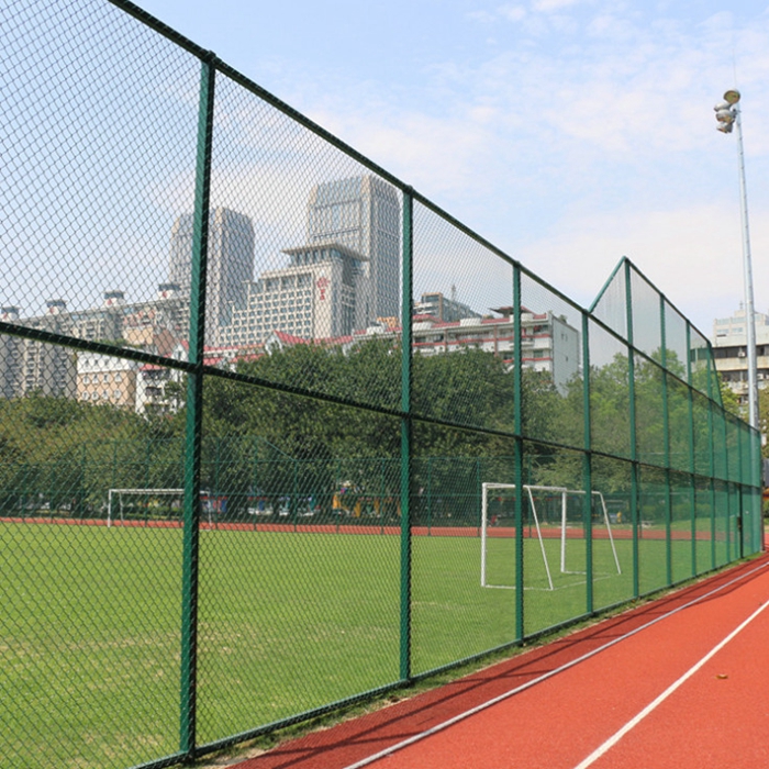 The best choice for basketball court – chain link fence The best choice for basketball court – chain link fence