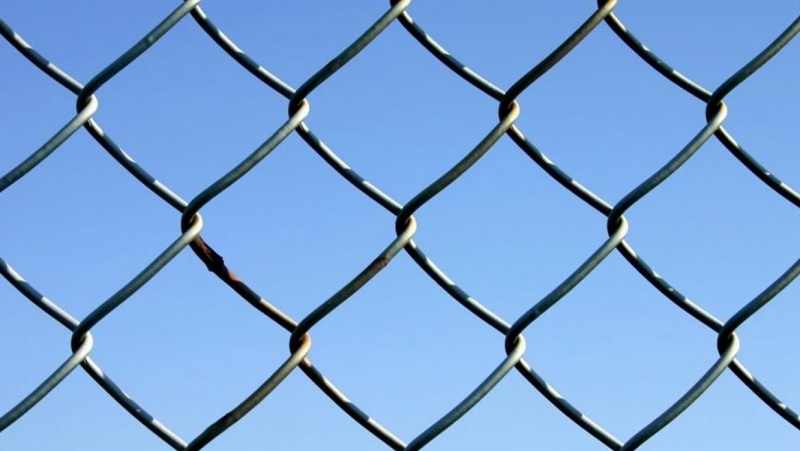 Low price chain link fence for football ground net