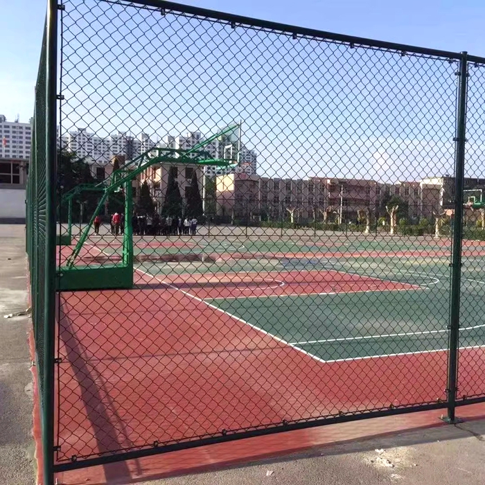 The best choice for basketball court – chain link fence The best choice for basketball court – chain link fence