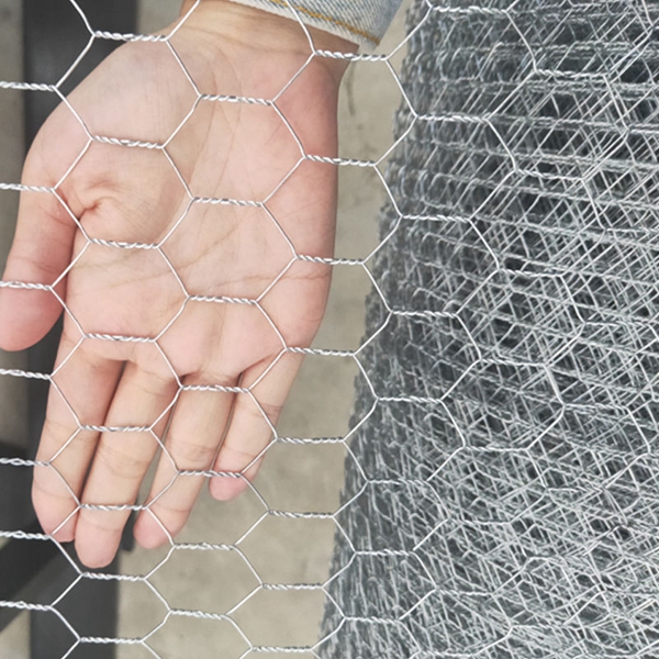 Why is hexagonal mesh so popular? Why is hexagonal mesh so popular?