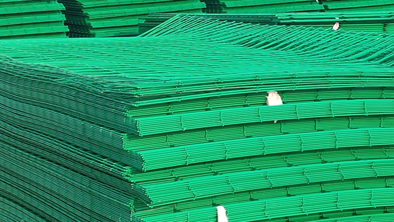 Easy installation economical and practical double wire fence double-sided wire fence