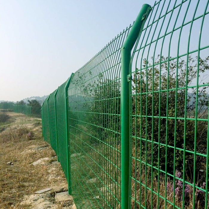 Common specifications and construction and installation of double-sided wire guardrail nets