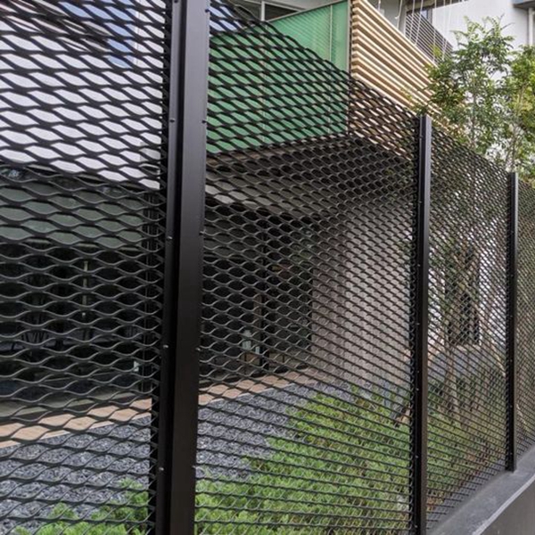 A brief introduction to expanded metal mesh guardrail A brief introduction to expanded metal mesh guardrail
