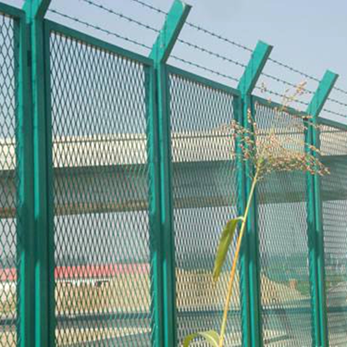 Principle and processing technology of highway guardrail net Principle and processing technology of highway guardrail net