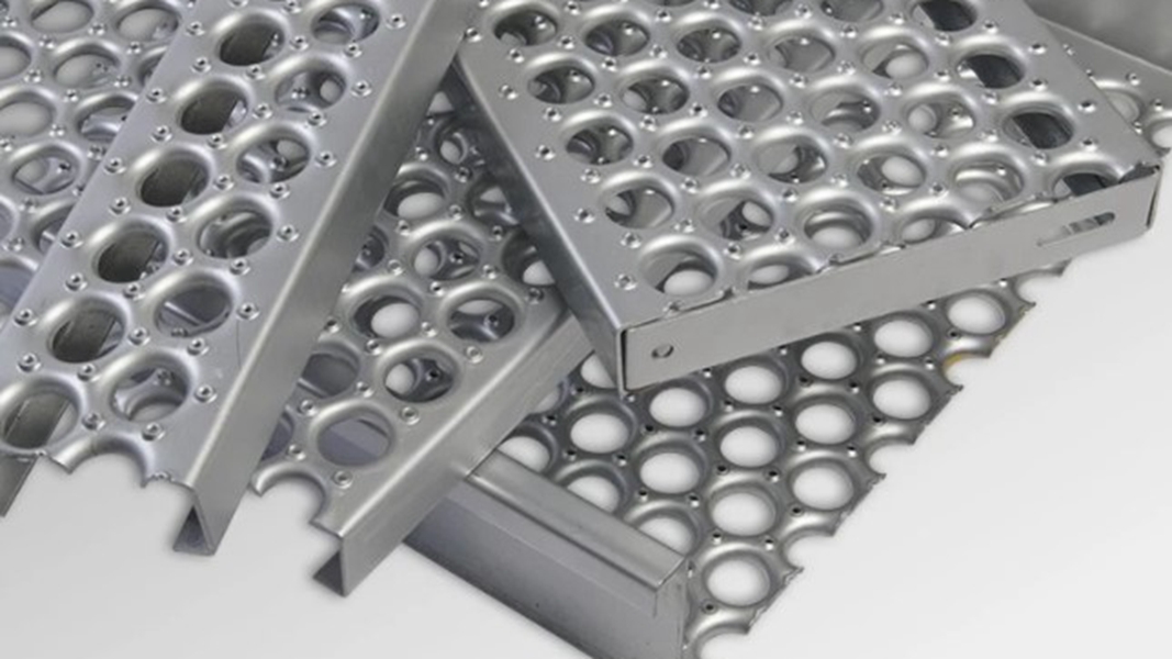 Hot Dip Galvanized Anti Skid Metal Plate Stair Tread Plank Grating Safety Grip Strut For Industrial Platform