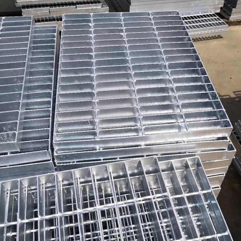 Is the thicker the galvanized layer of hot-dip galvanized steel grating, the better? Is the thicker the galvanized layer of hot-dip galvanized steel grating, the better?