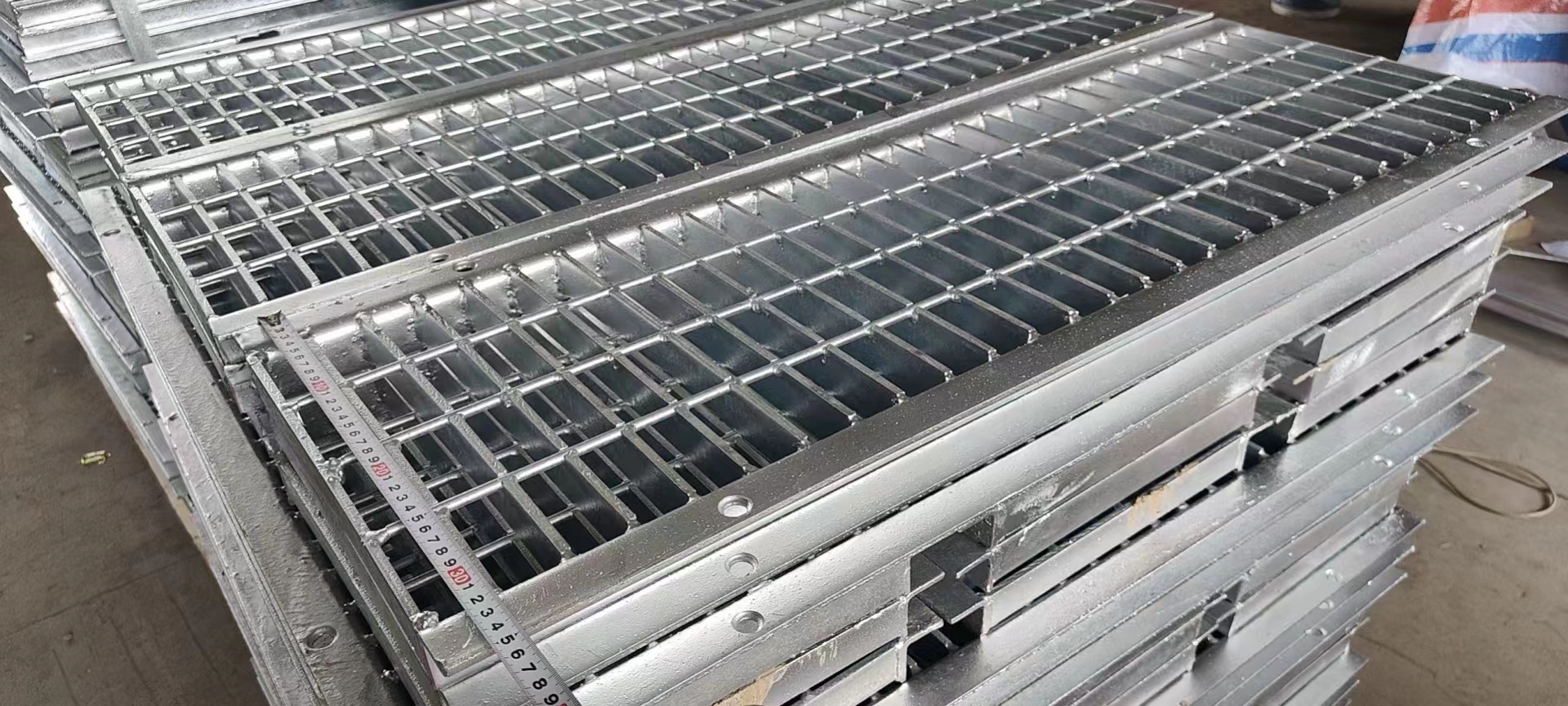 How much do you know about steel grating? How much do you know about steel grating?