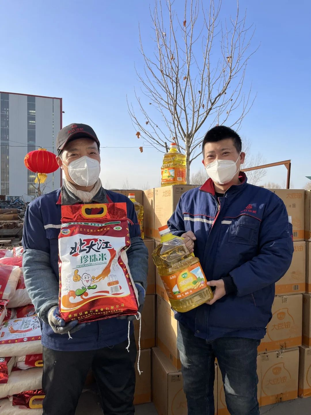 Caring for employees and warming the New Year, Yonghong provides Spring Festival gifts to all employees