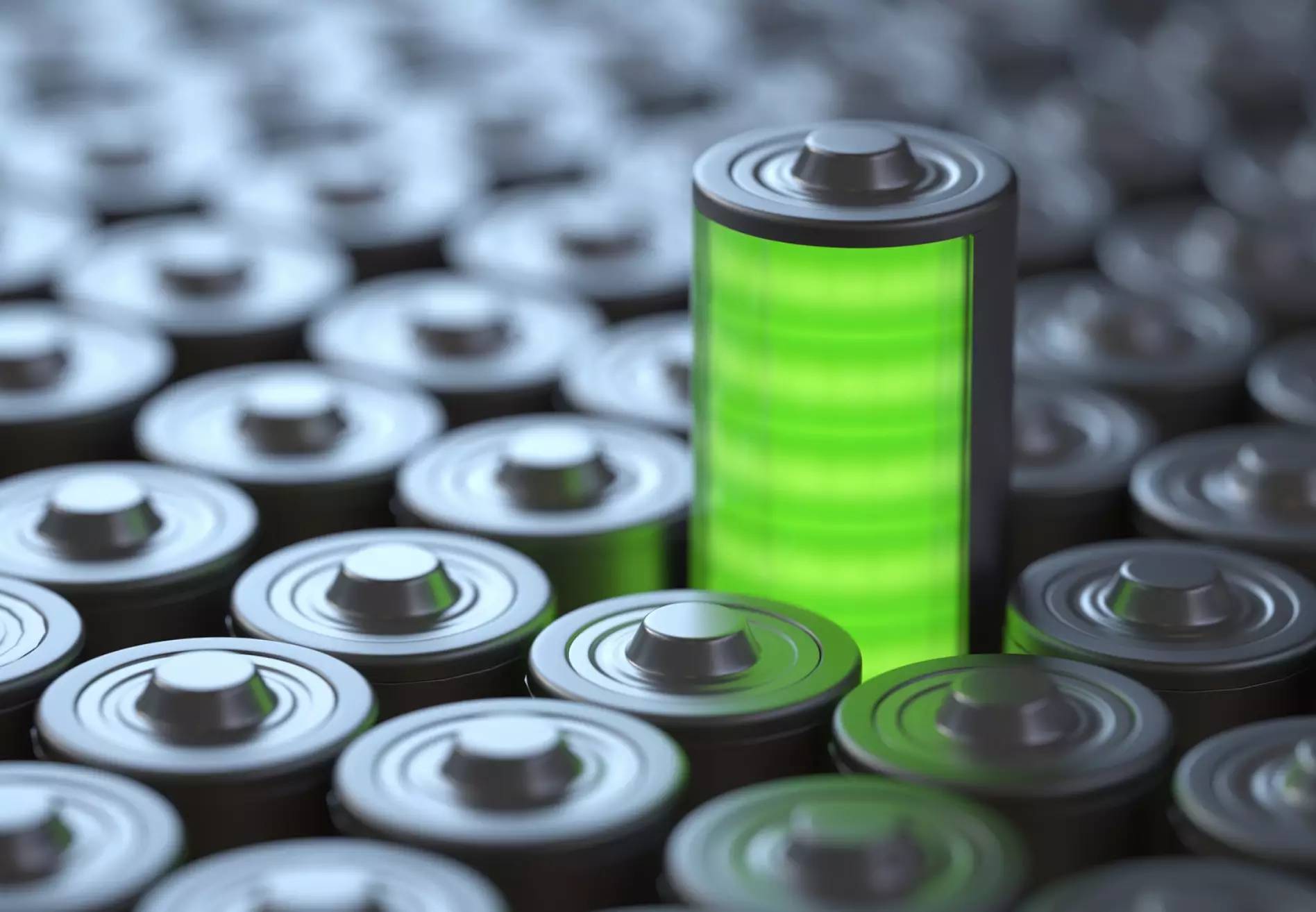 How long can energy be stored in commercial battery storage systems?