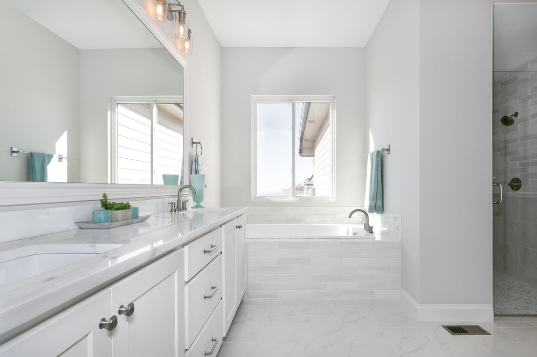 https://cdn.exportstart.com/What is the Best Natural Stone for a Bathroom Countertop?