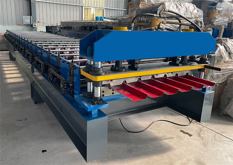 Examining roll forming machinery, tooling, and lubrication-roll form machine