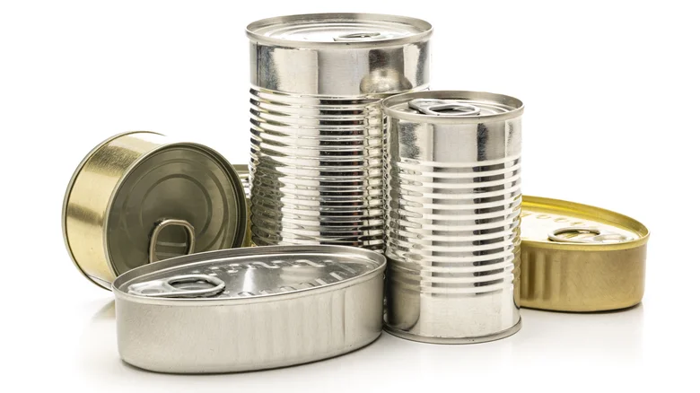 Top-notch small paint containers for superior quality painting projects. Top-notch small paint containers for superior quality painting projects.