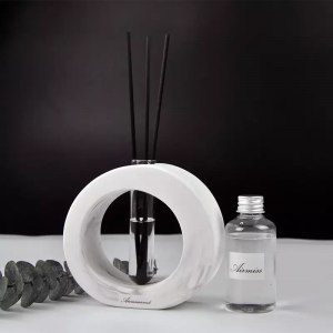 Enjoy aromatic relaxation with a soapstone oil diffuser. Enjoy aromatic relaxation with a soapstone oil diffuser.